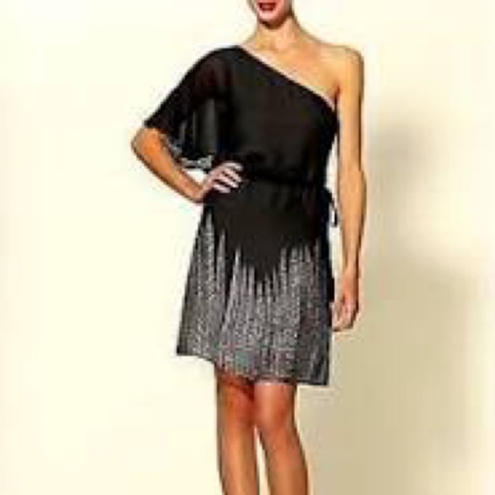 Hive & Honey one-shoulder black and grey geometric print dress nwt